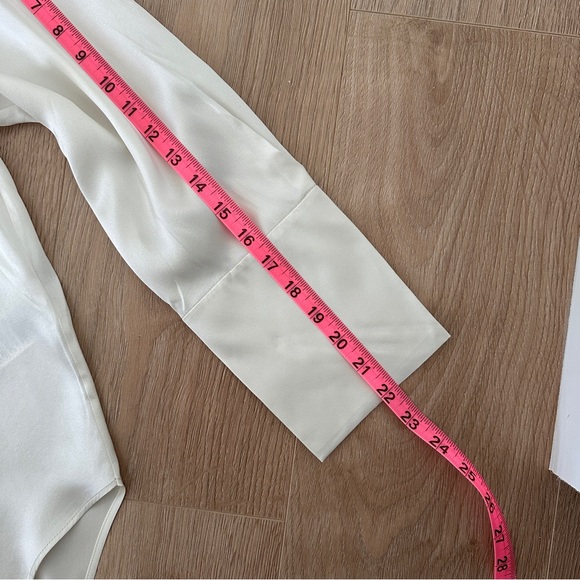 New With Tags 100% Silk Blouse/Shirt sz L - Champagne - Picture 12 of 15